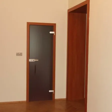 Jurincom Sadová * KLV