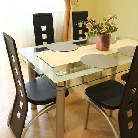 Apartment Jurincom Sadova *